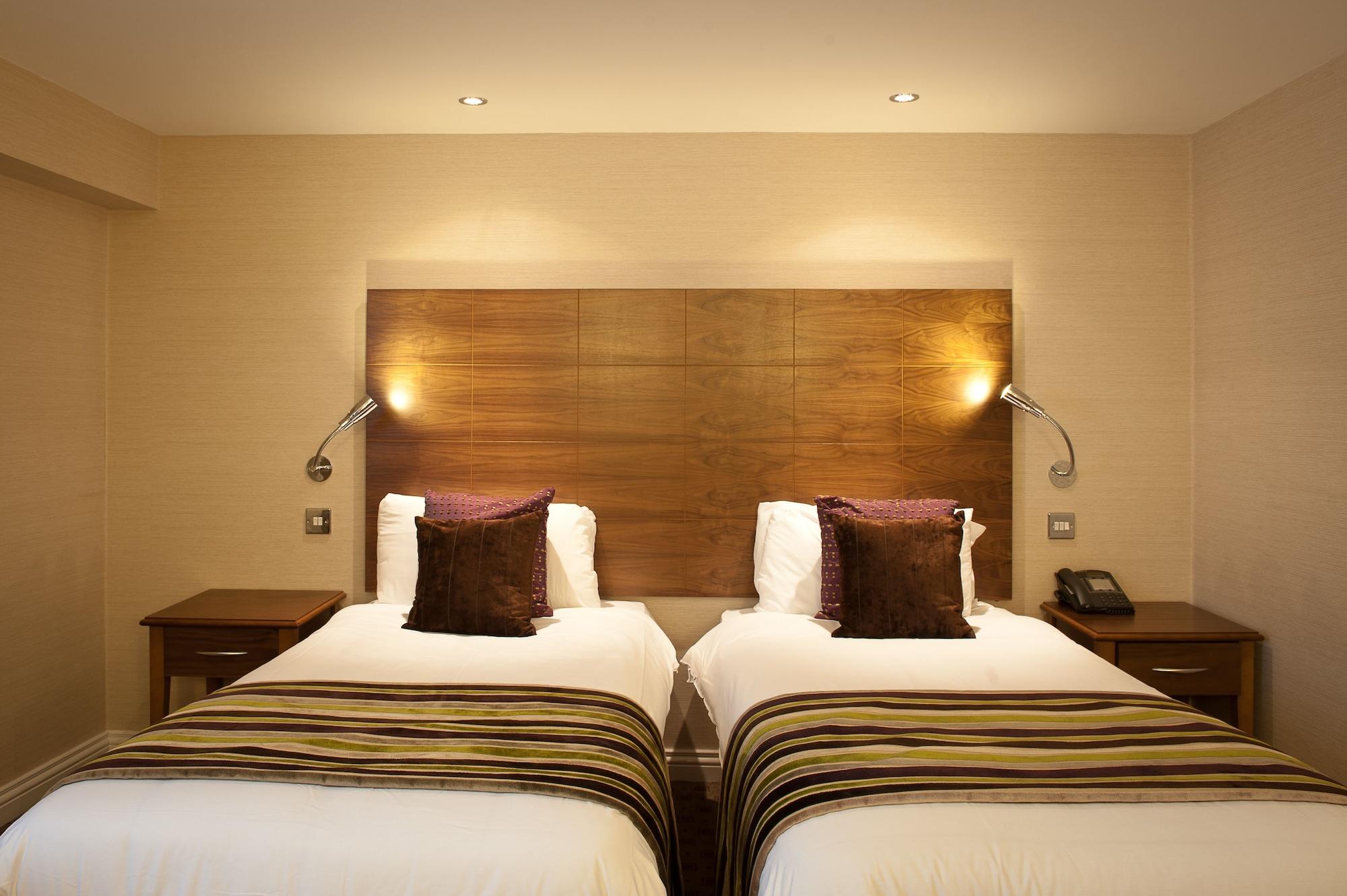פטרבורו The Bull Hotel; Sure Hotel Collection By Best Western מראה חיצוני תמונה