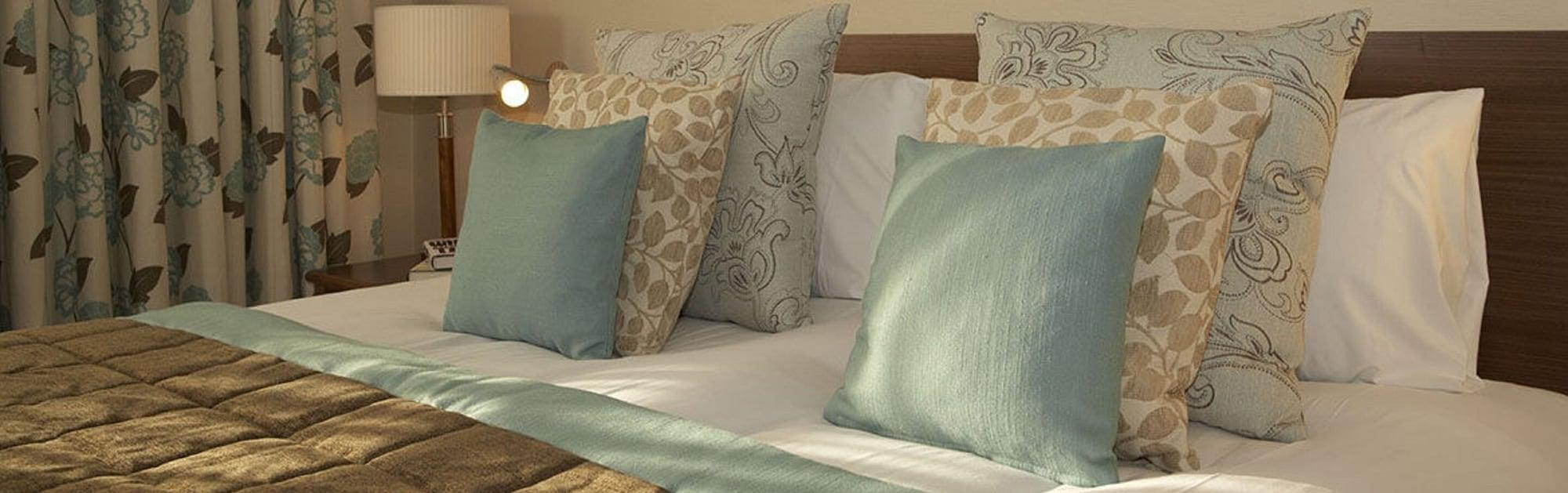פטרבורו The Bull Hotel; Sure Hotel Collection By Best Western מראה חיצוני תמונה