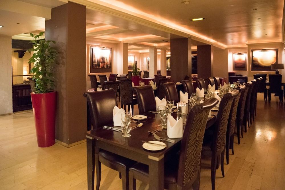 פטרבורו The Bull Hotel; Sure Hotel Collection By Best Western מראה חיצוני תמונה