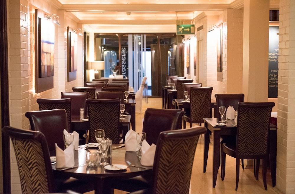 פטרבורו The Bull Hotel; Sure Hotel Collection By Best Western מראה חיצוני תמונה