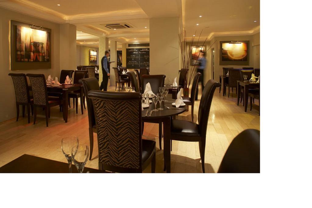 פטרבורו The Bull Hotel; Sure Hotel Collection By Best Western מראה חיצוני תמונה
