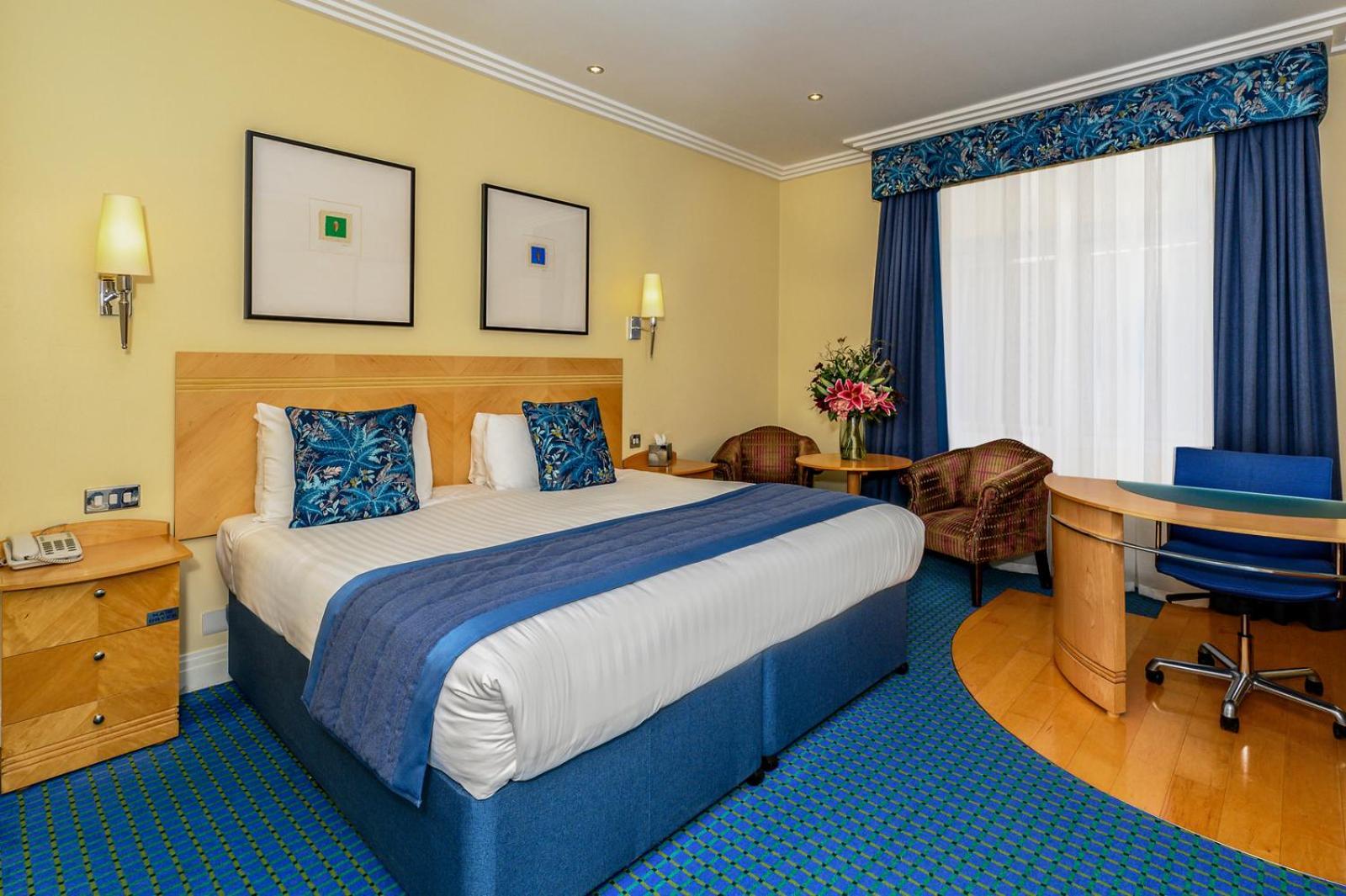 פטרבורו The Bull Hotel; Sure Hotel Collection By Best Western מראה חיצוני תמונה