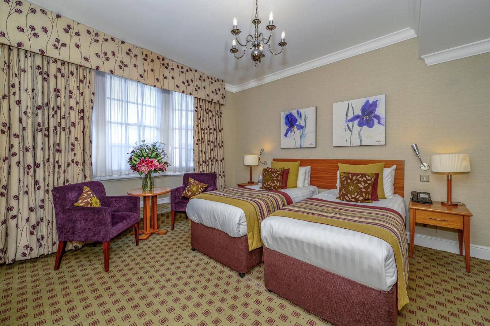 פטרבורו The Bull Hotel; Sure Hotel Collection By Best Western מראה חיצוני תמונה