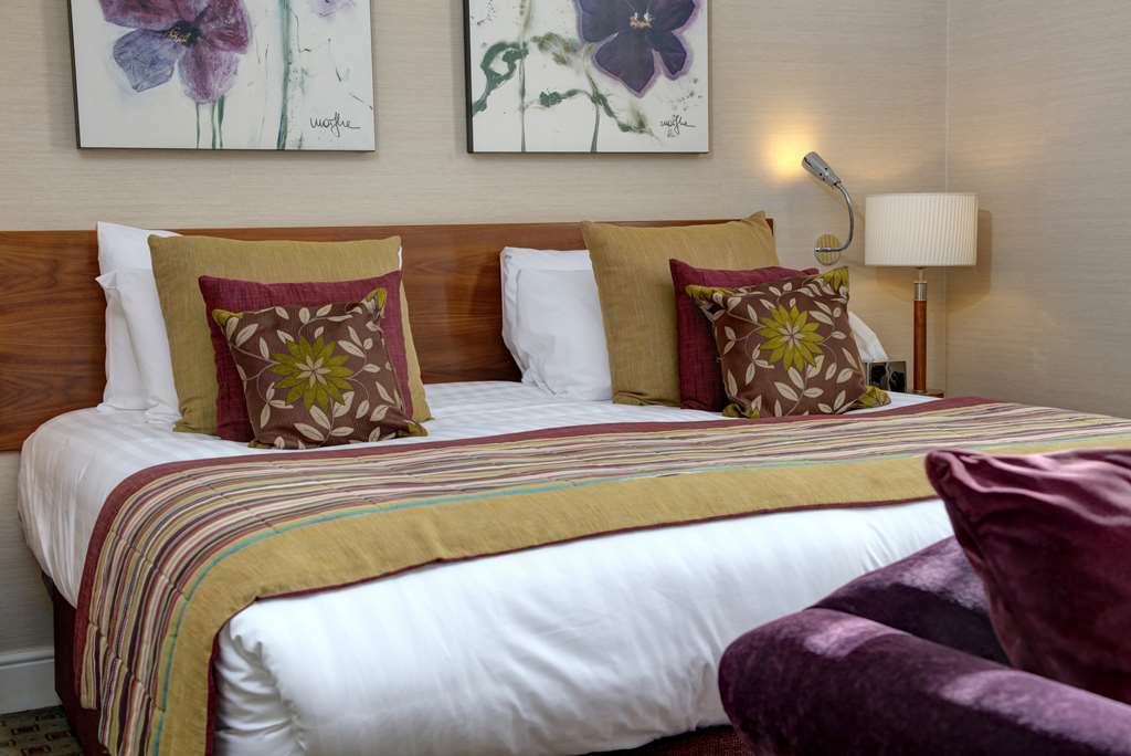 פטרבורו The Bull Hotel; Sure Hotel Collection By Best Western חדר תמונה